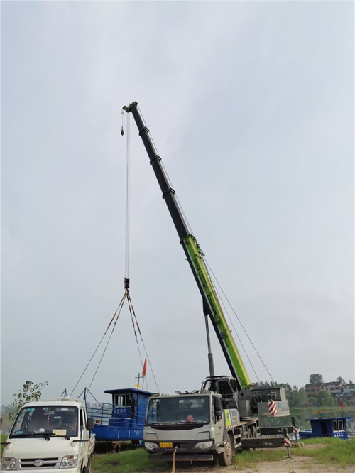 建平县桥梁建设吊装案例